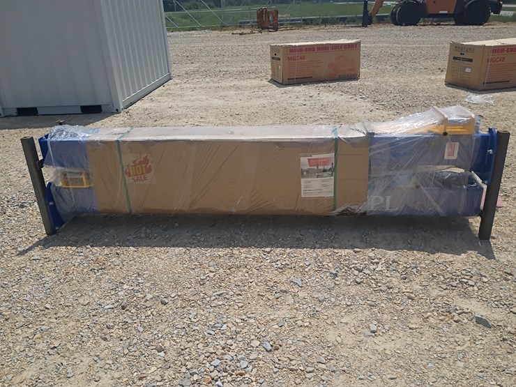 #l77-021-•-lanch-two-post-vehicle-lift-image-2