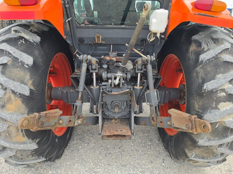 2014-kubota-m9960-image-28