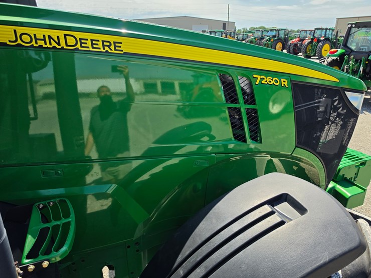 2013-john-deere-7260r-image-22