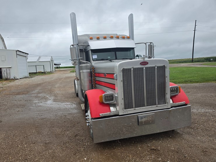 2006-peterbilt-379-image-29