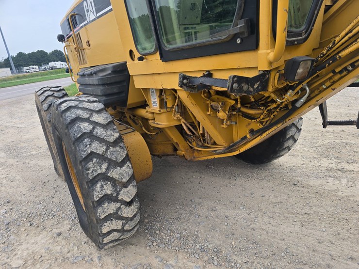 2007-caterpillar-12h-image-51