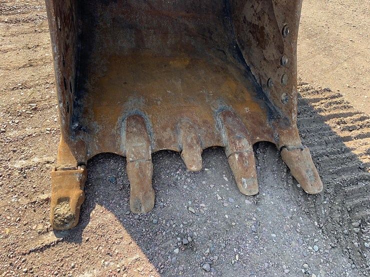 2015-caterpillar-326fl-image-6