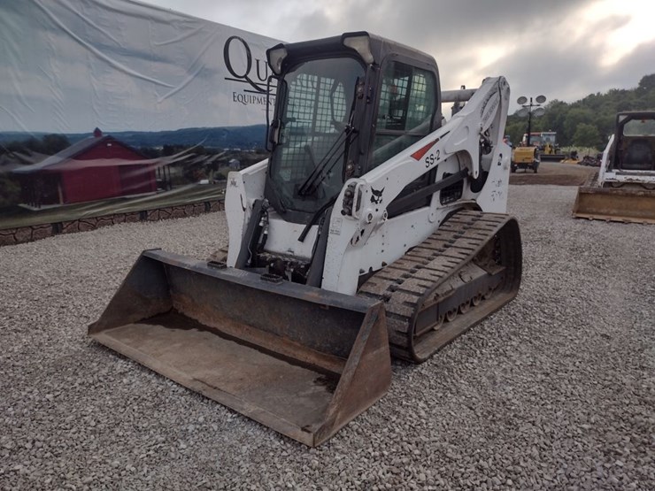 bobcat-t740-image-35