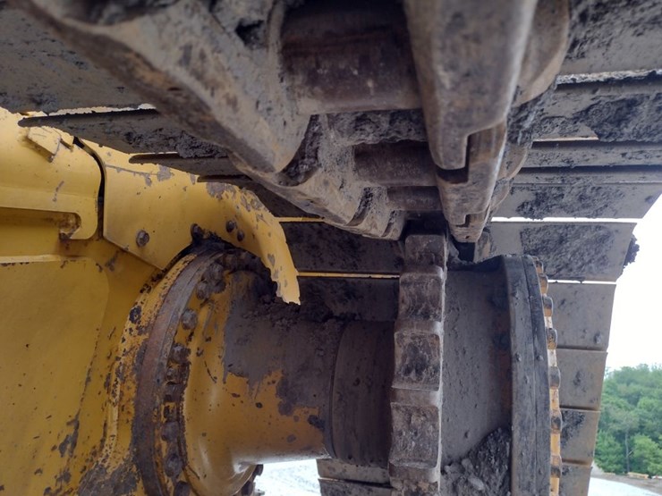 caterpillar-d6n-image-17