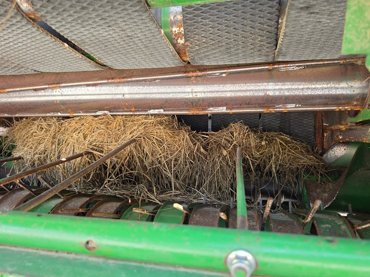 2008-john-deere-468-image-5