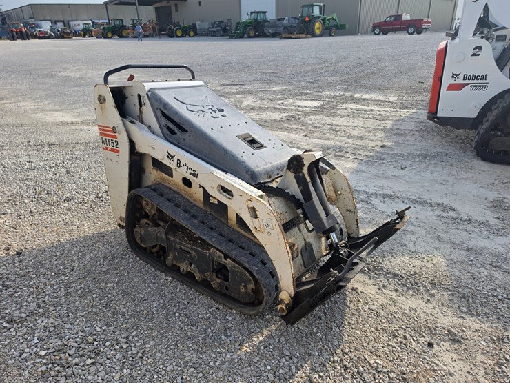 2015-bobcat-mt52-image-16