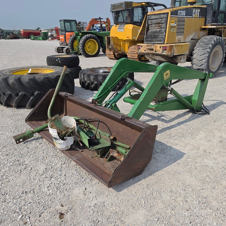 JOHN DEERE 48