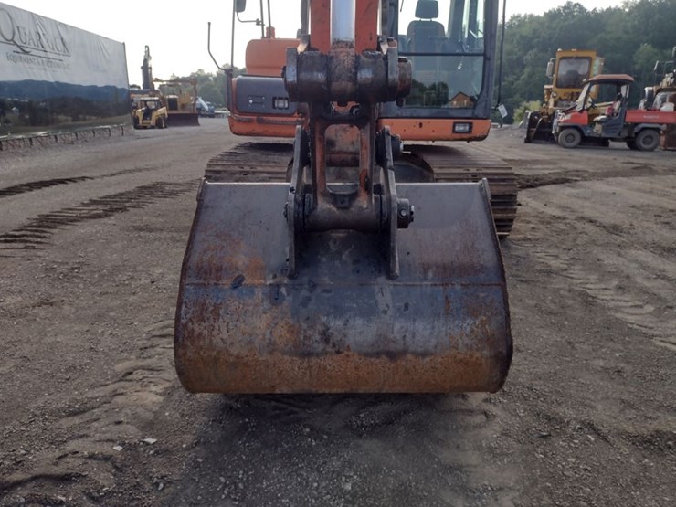 doosan-dx140-lc-image-23