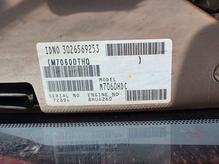 2017-kubota-m7060-image-11
