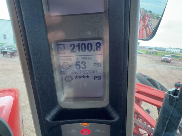 2009-case-ih-4420-self-propelled-sprayer-image-64