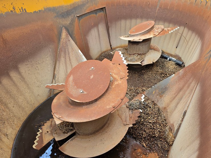 2009-kuhn-knight-5032-image-7