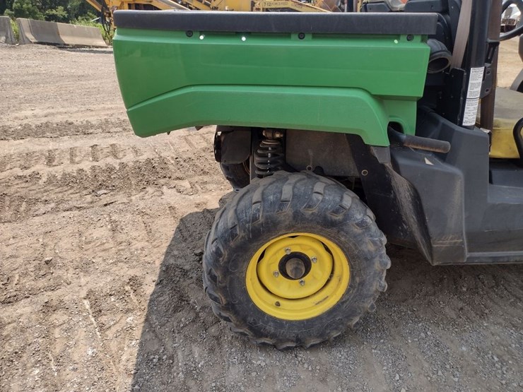 john-deere-18-image-19