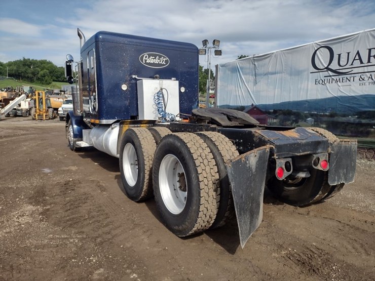 1995-peterbilt-378-image-38