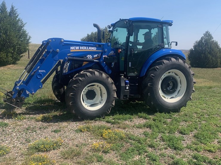 #2-•-new-holland-loader-tractor-image-1