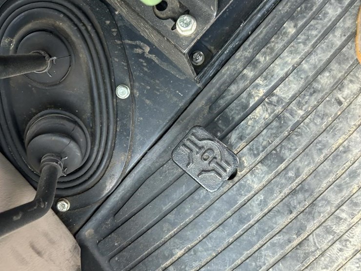 2008-john-deere-5525-image-42