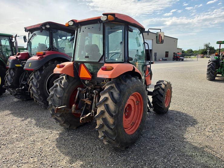 2017-kubota-m7060-image-35
