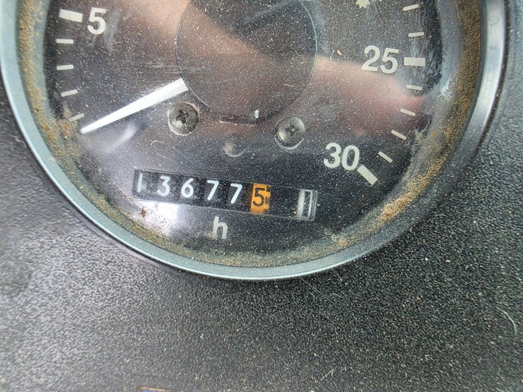 1988-john-deere-4050-image-10