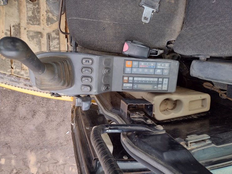 caterpillar-308c-image-8
