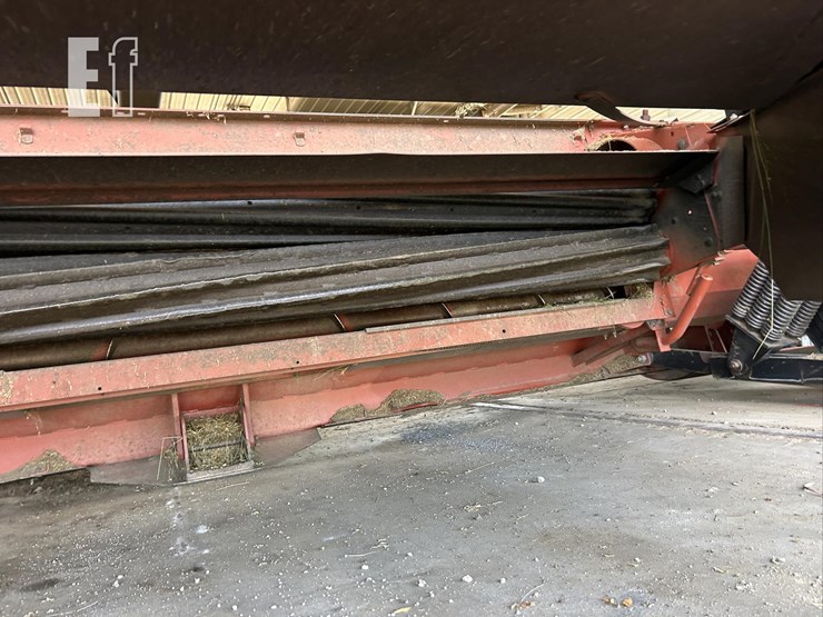 hesston-1170-image-16