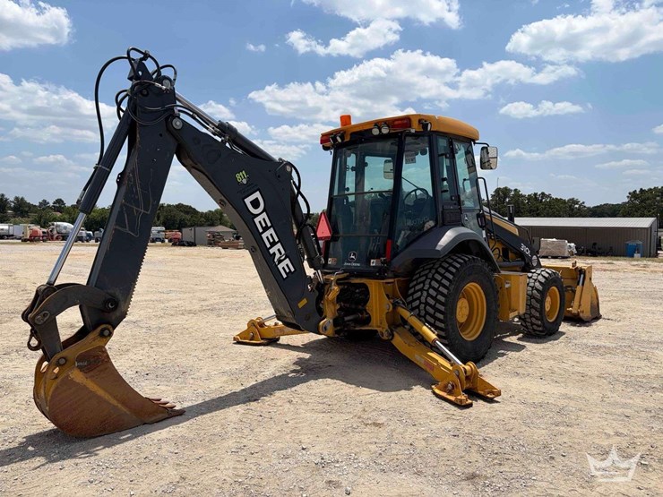2020-deere-310l-image-3