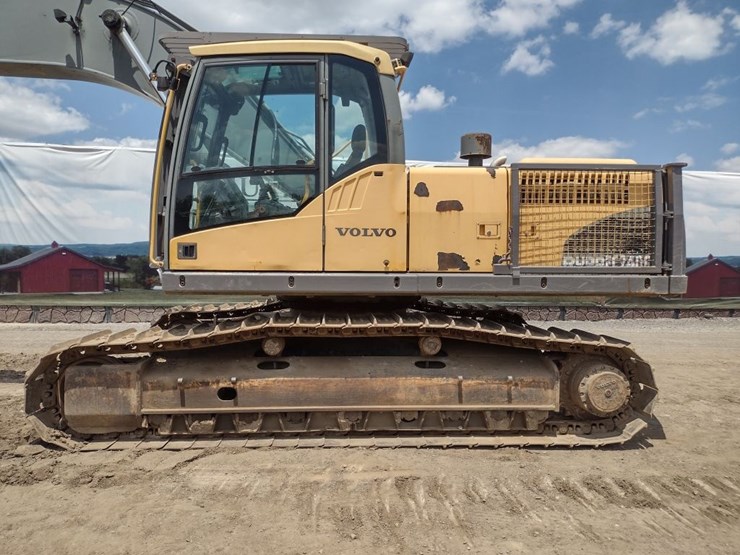 volvo-ec240cl-image-15