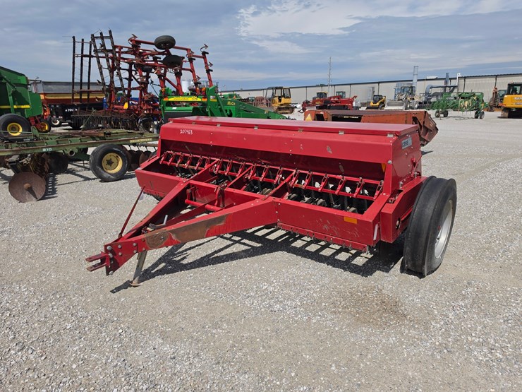 case-ih-5300-image-1