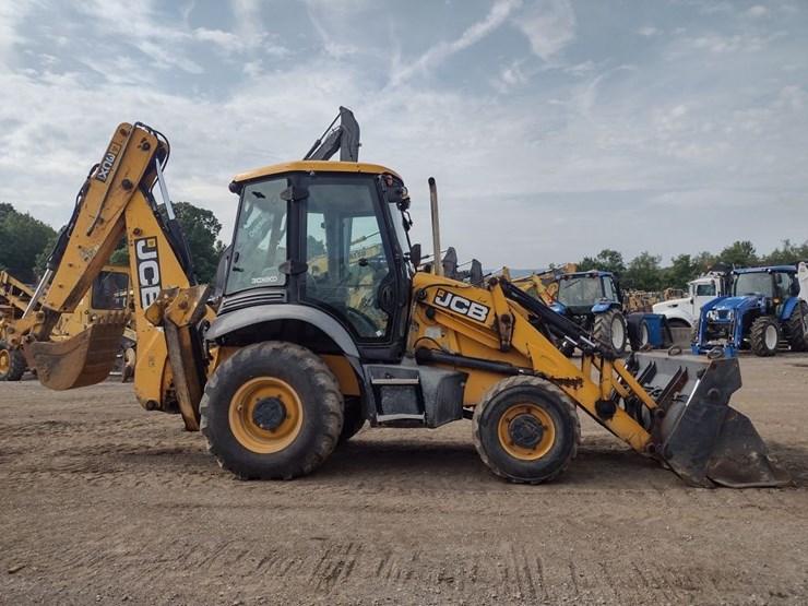 jcb-3cx14-image-3