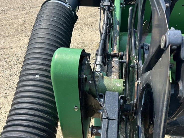 2004-john-deere-630f-image-9