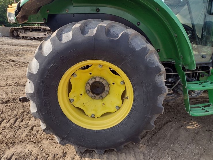 john-deere-5225-image-27