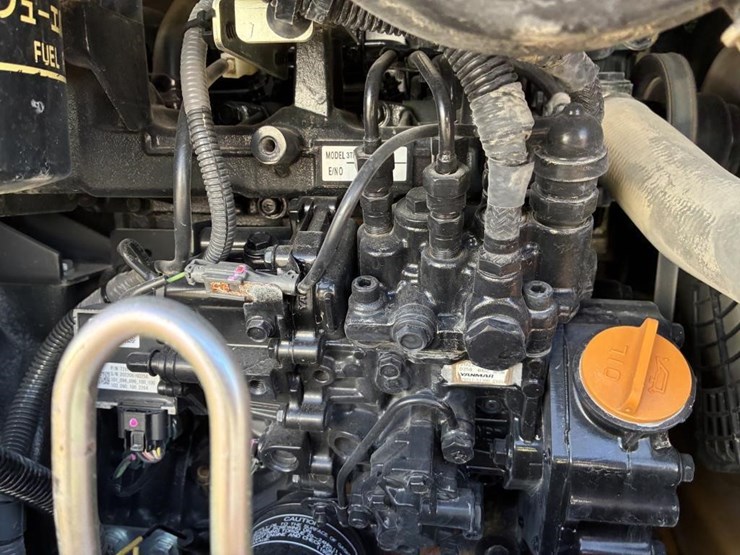 2023-deere-35g-image-33