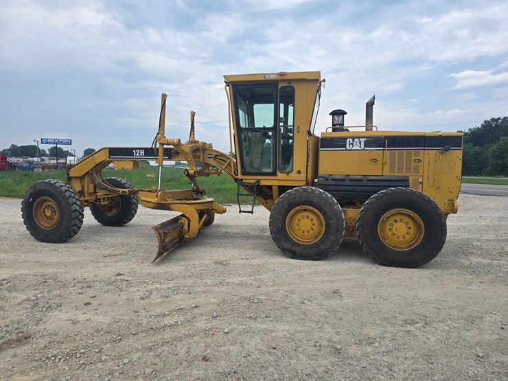 2007-caterpillar-12h-image-7