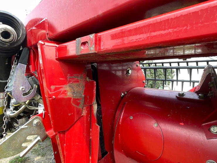 2018-case-ih-3162-image-24
