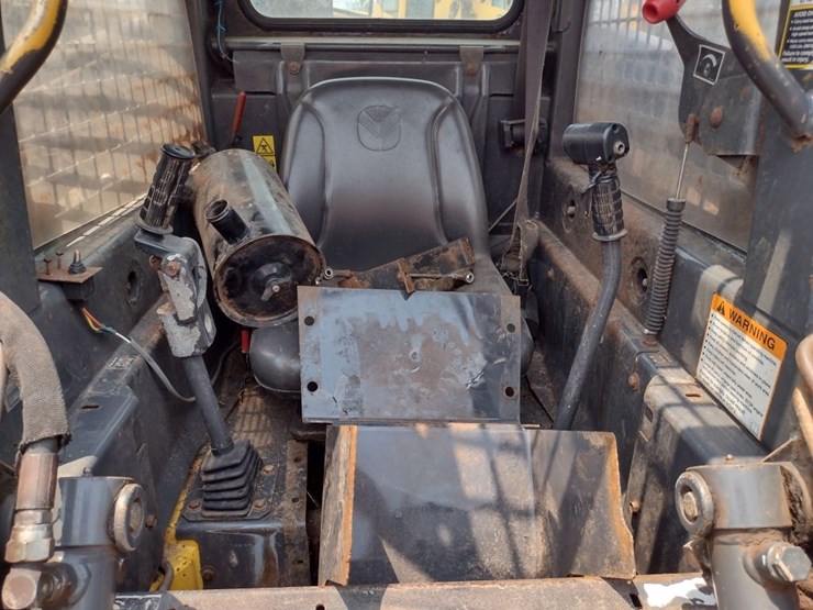 new-holland-ls150-image-5