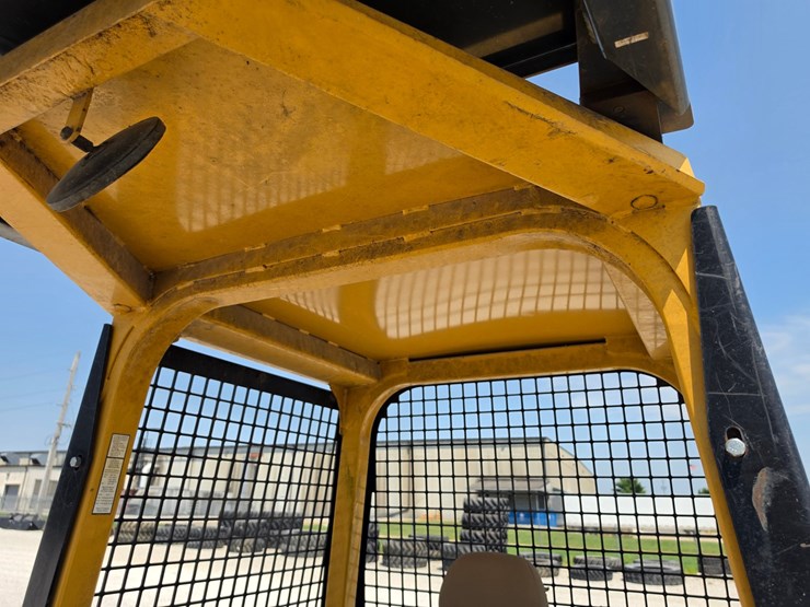 deere-650h-lgp-image-8