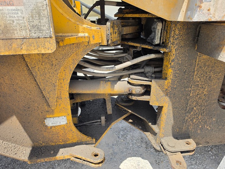 1998-caterpillar-it28g-image-8