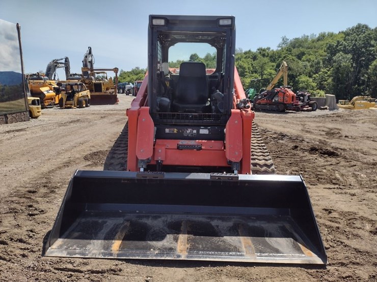 kubota-svl90-image-2