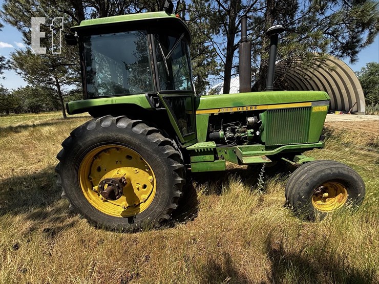 john-deere-4430-image-4