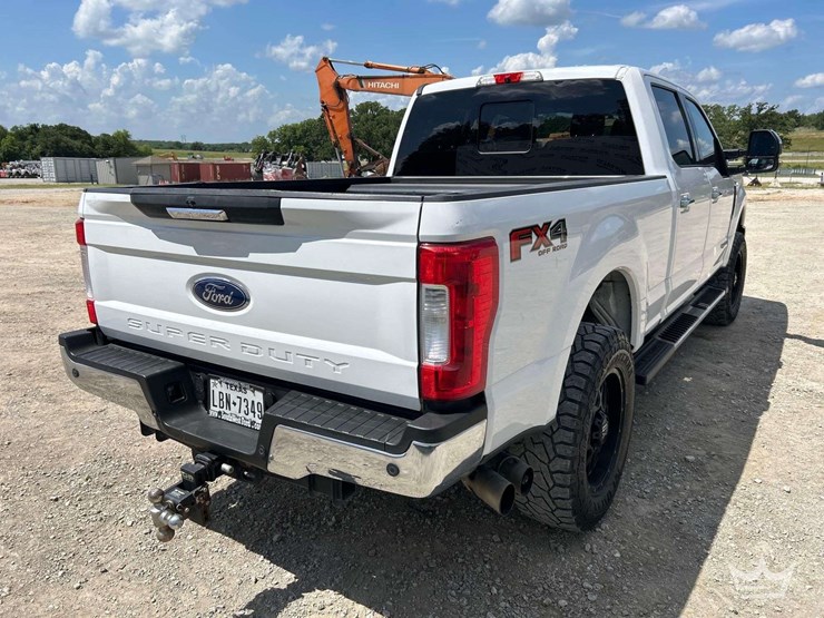 2018-ford-f250-image-3