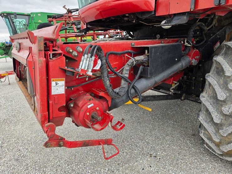 2011-case-ih-7120-image-5