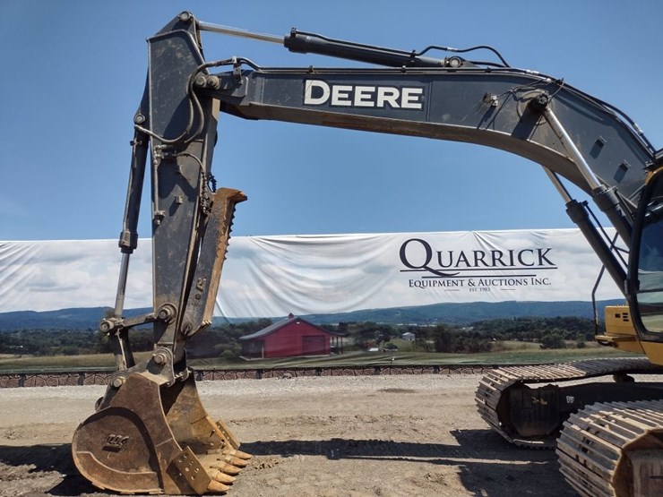 deere-210g-lc-image-21