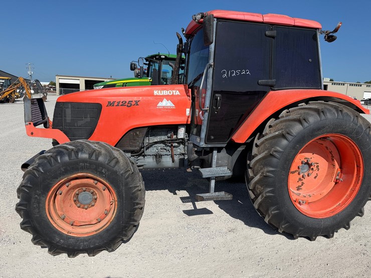 kubota-m125x-image-4
