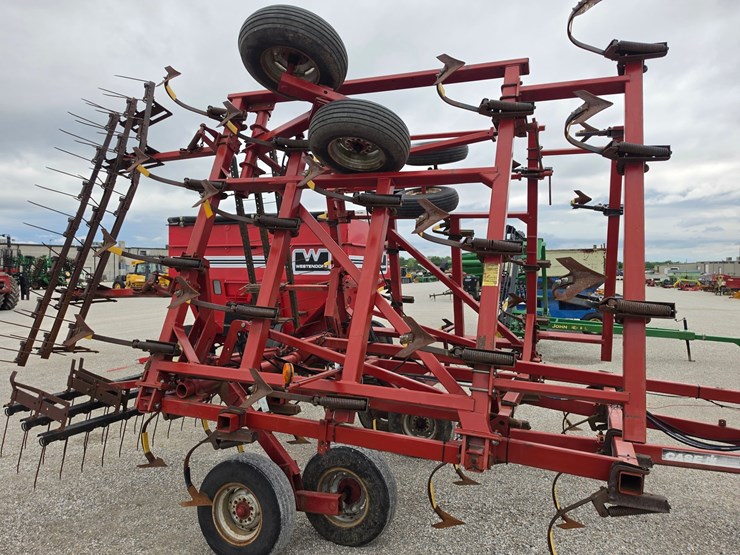1998-case-ih-4300-image-12