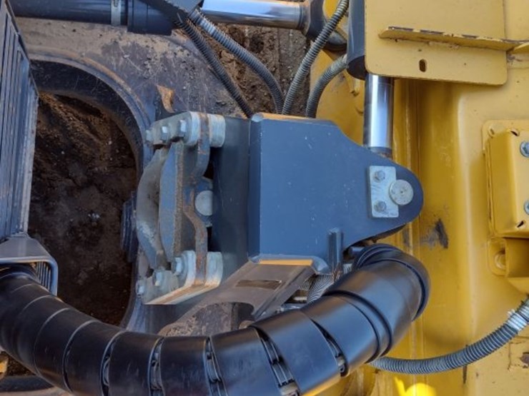 deere-750l-lgp-image-27