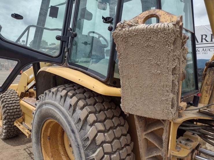 caterpillar-416d-image-16