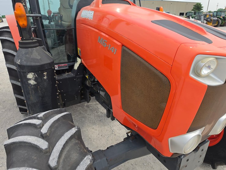 2016-kubota-m6-141-image-19