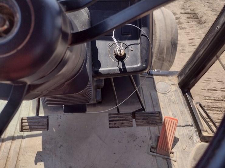 case-ih-5230-image-8