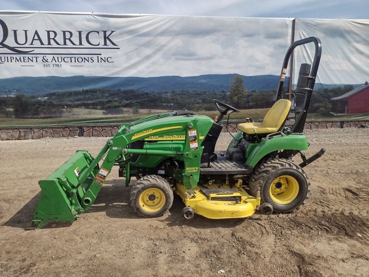 john-deere-2305-image-1