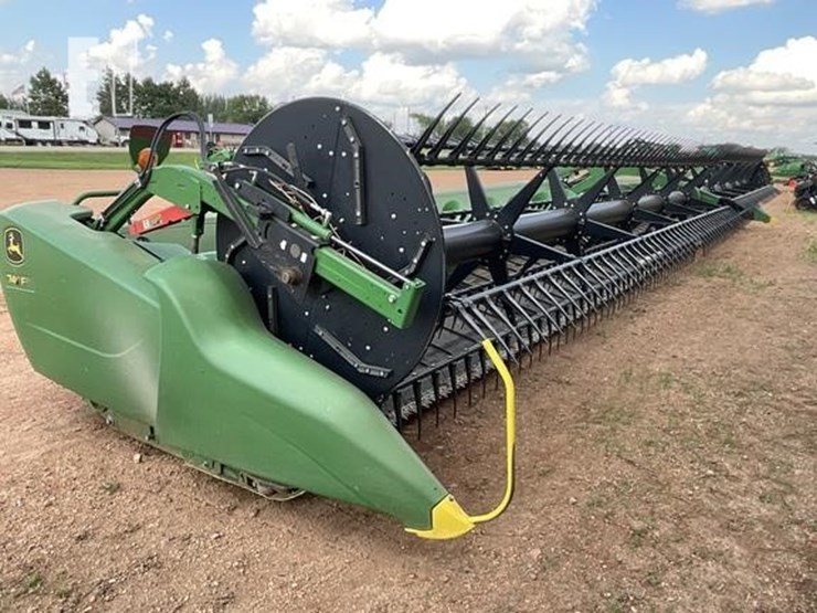 2019-john-deere-745fd-image-1