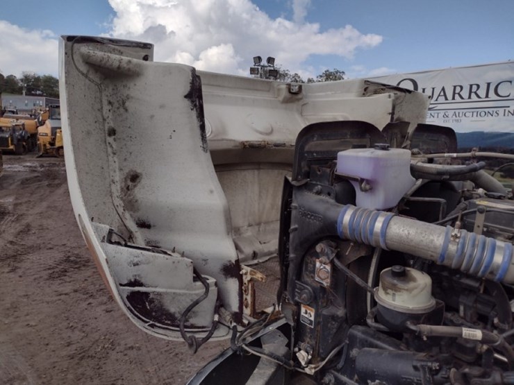peterbilt-337-image-22