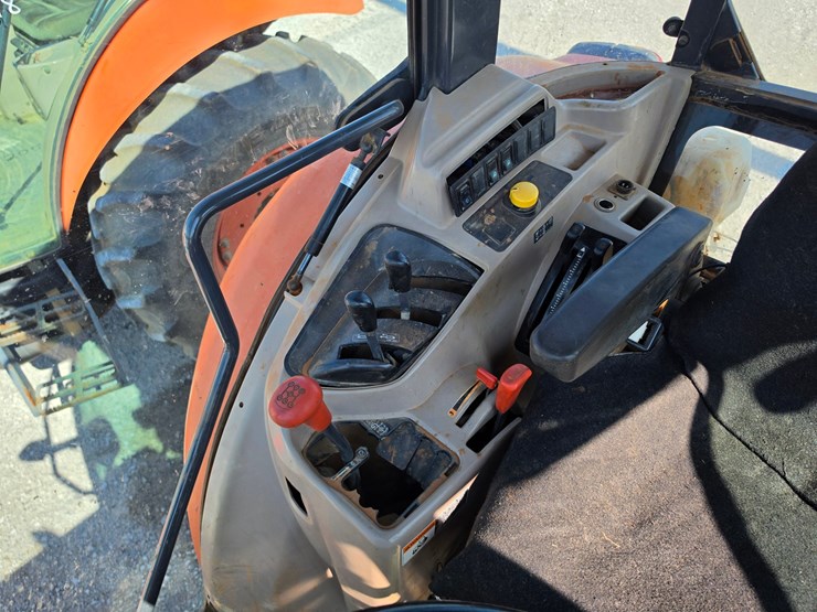 2014-kubota-m9960-image-15